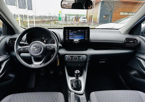 Toyota Yaris cena 67800 przebieg: 62334, rok produkcji 2020 z Gdańsk małe 154